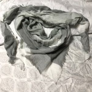 Gray two tone scarf